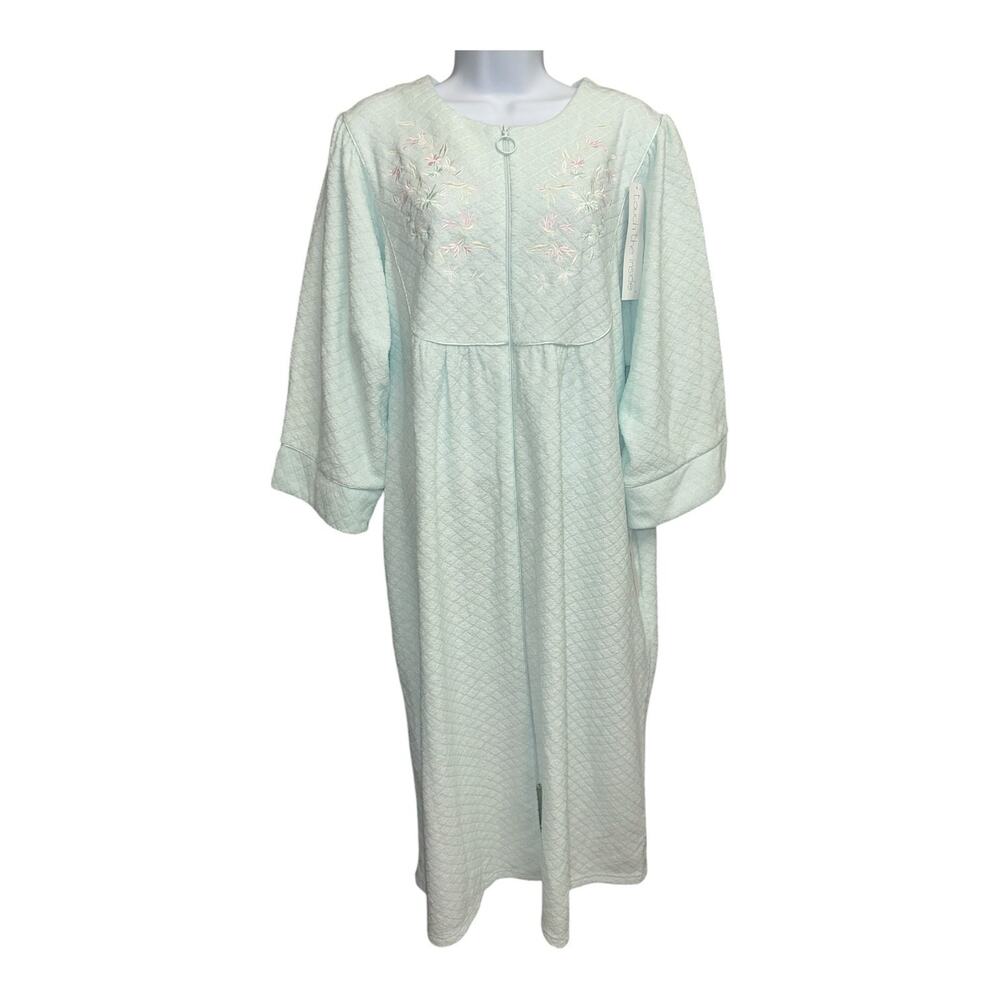 Miss Elaine 1X Robe Light Mint Green Floral Embroidered Quilted Full Zip Long